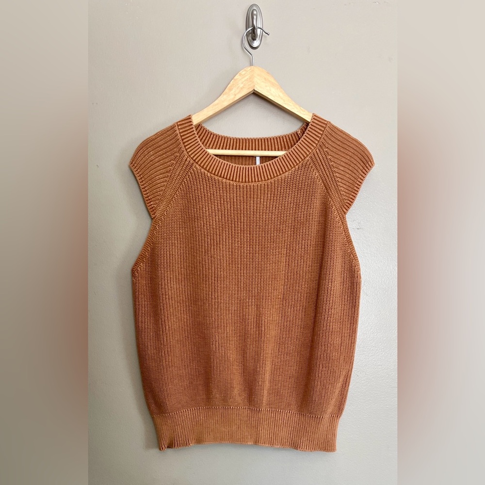 Young Fabulous & Broke Camel Brown Sleeveless Sweater